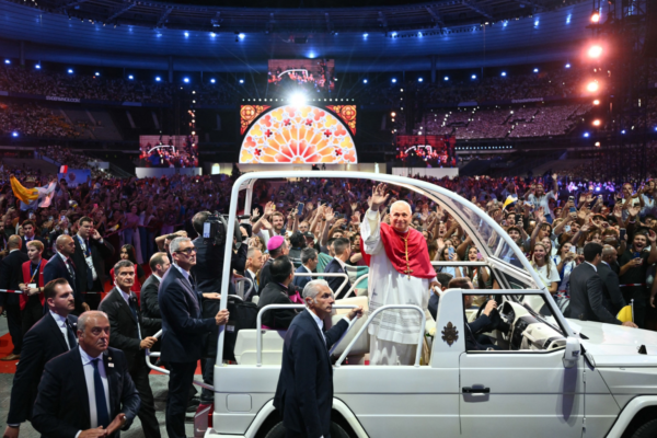 La Révolution du Christ au Stade de France